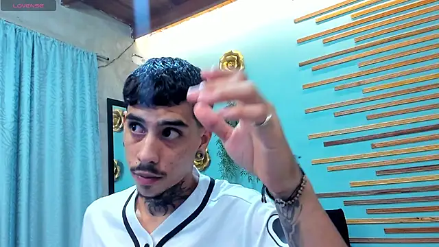 Snapshot of jharol_cardonaa chatting on 09-19-25, 01:31 jharol cardonaa online show from 09-19-25, 01:31