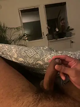 latina-pene online show from 10-28-25, 12:33