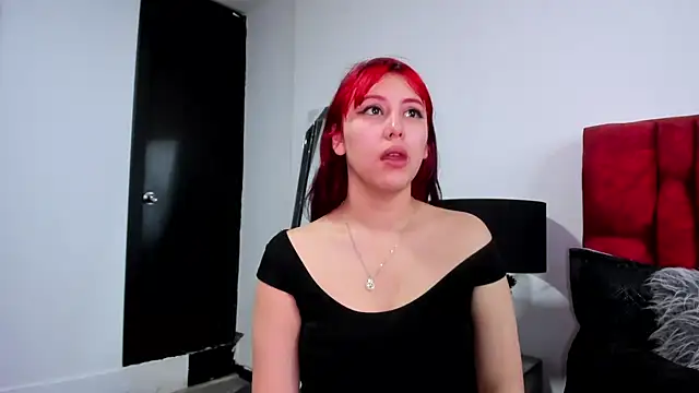 Maddy Mills online show from 09-19-25, 03:16