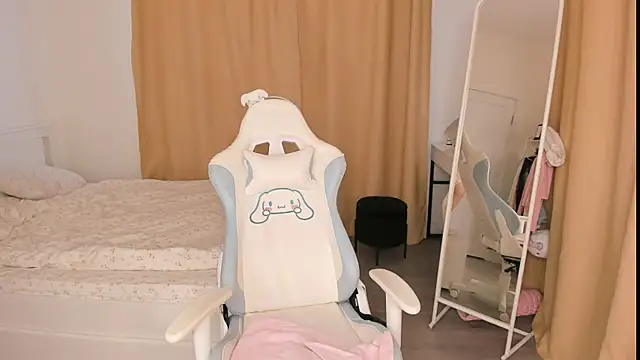 mayyacozyy online show from 02-17-26, 06:44