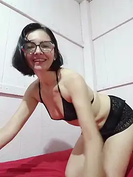 Luana sexy42 online show from 05-24-26, 04:07