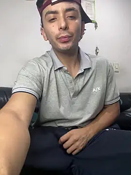 Snapshot of Jacobs0 chatting on 05-18-26, 03:06 Jacobs0 online show from 05-18-26, 03:06