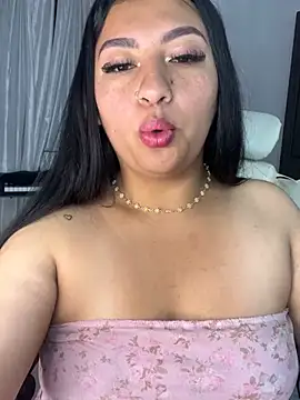 Issa Santana online show from 07-16-26, 04:48