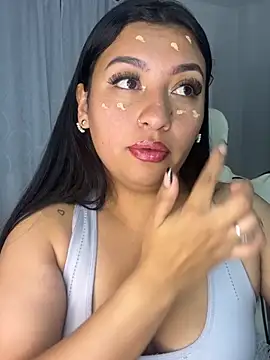 Issa Santana online show from 07-18-26, 08:39