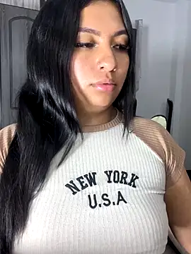 Snapshot of Issa_Santana chatting on 09-20-25, 09:42 Issa Santana online show from 09-20-25, 09:42