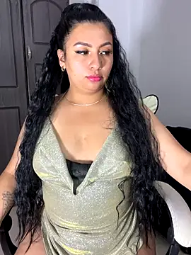 Snapshot of Issa_Santana chatting on 10-08-25, 07:58 Issa Santana online show from 10-08-25, 07:58