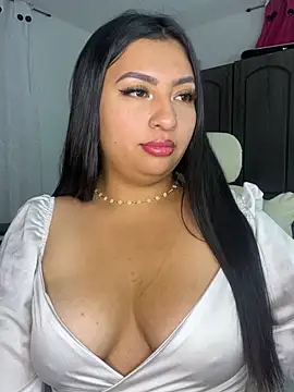 Issa Santana online show from 07-28-26, 09:25