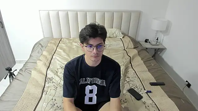 kyron  jobs online show from 03-25-26, 05:51