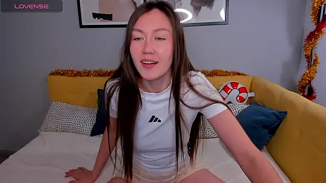 Tina Porter online show from 12-14-25, 01:23