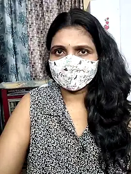 Hotty Sonali online show from 05-06-26, 01:59