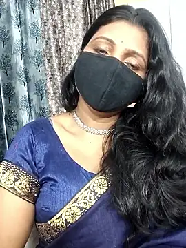 Hotty Sonali online show from 04-15-26, 09:04