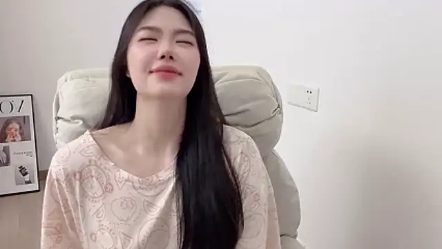suki-1 online show from 04-19-26, 10:05