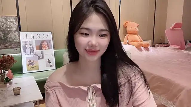 suki-1 online show from 09-30-25, 05:35