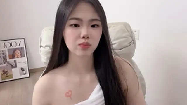 suki-1 online show from 05-11-26, 04:04