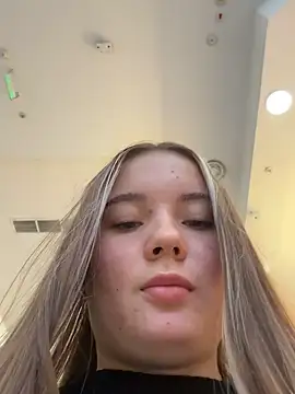 StephanieMur online show from 10-10-25, 03:40