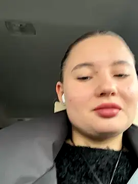 StephanieMur online show from 10-03-25, 06:04