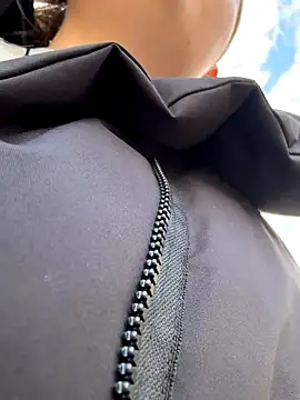 StephanieMur online show from 10-01-25, 05:45