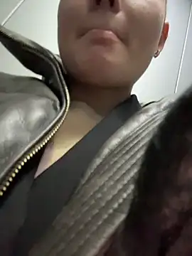 StephanieMur online show from 11-26-25, 04:01