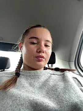 StephanieMur online show from 09-24-25, 04:41