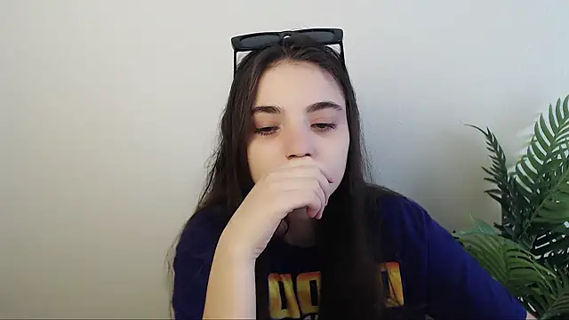 Sun Shine   online show from 10-18-25, 07:10