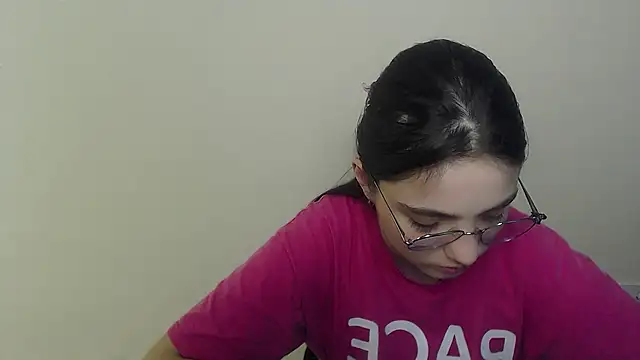 Snapshot of Sun_Shine__ chatting on 06-27-26, 10:16 Sun Shine online show from 06-27-26, 10:16