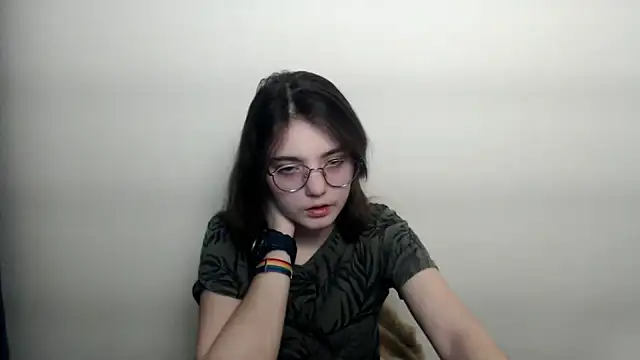 Sun Shine   online show from 02-06-26, 04:14