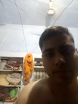 Snapshot of Desirock001 chatting on 09-27-25, 03:51 Desirock001 online show from 09-27-25, 03:51