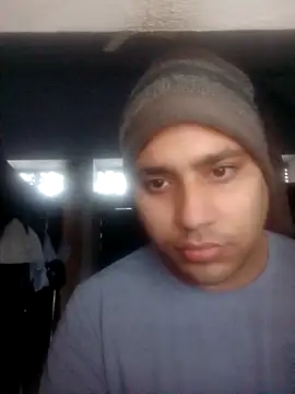 Desirock001 online show from 12-21-25, 03:08