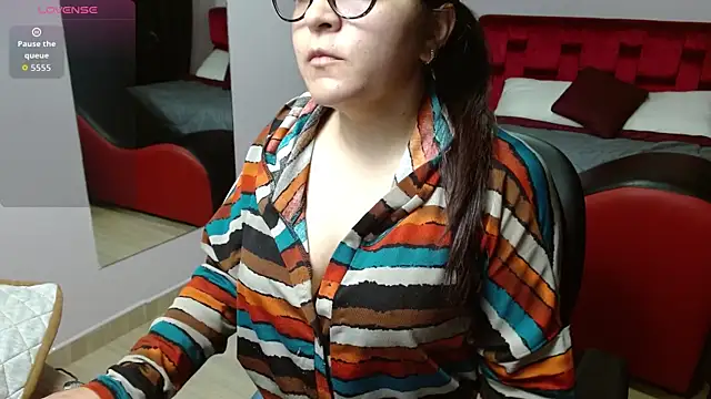 Sahamara 07 online show from 10-13-25, 01:02