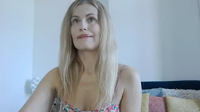 Snapshot of Lika_Soul chatting on 05-03-26, 03:04 Lika Soul online show from 05-03-26, 03:04