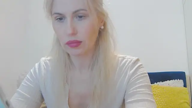 Lika Soul online show from 10-19-25, 04:43