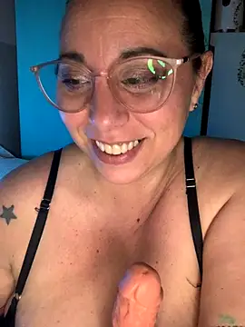 LupeLok online show from 09-19-25, 05:00