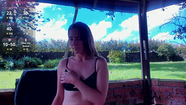 Angiehuston1 online show from 10-09-25, 02:17