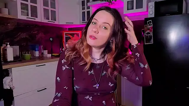 NanaMoonlight online show from 04-04-26, 01:28