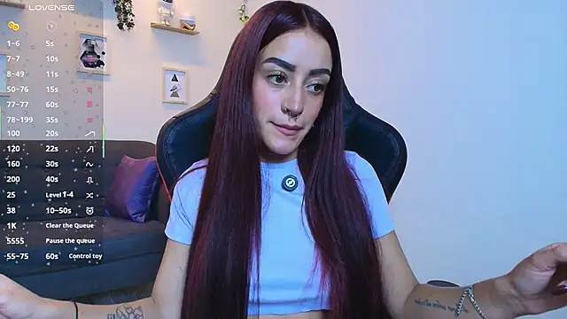 ViolethRosse online show from 10-15-25, 07:22