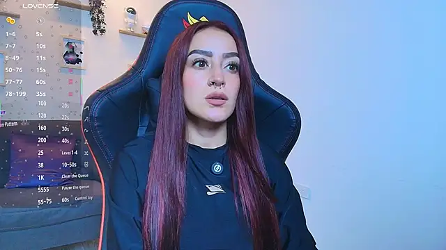 ViolethRosse online show from 10-24-25, 05:01