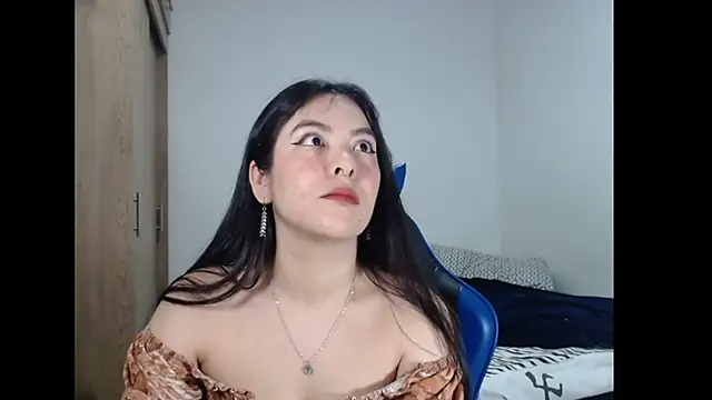 EloiseJun online show from 04-18-26, 03:53