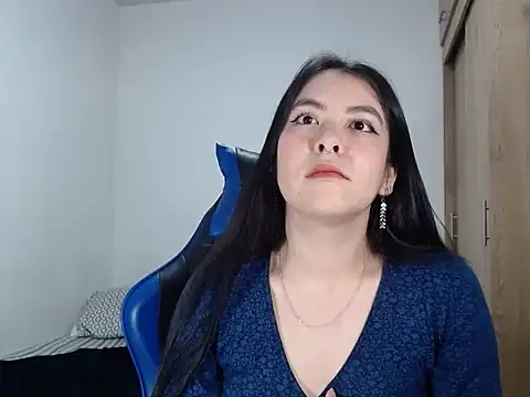 EloiseJun online show from 01-09-26, 03:57