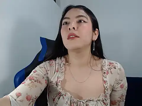 EloiseJun online show from 02-02-26, 06:12