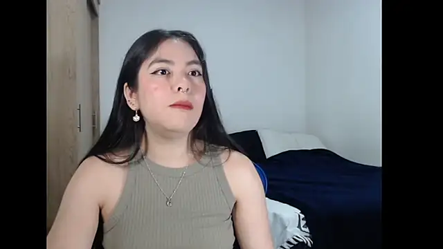 EloiseJun online show from 04-10-26, 05:03