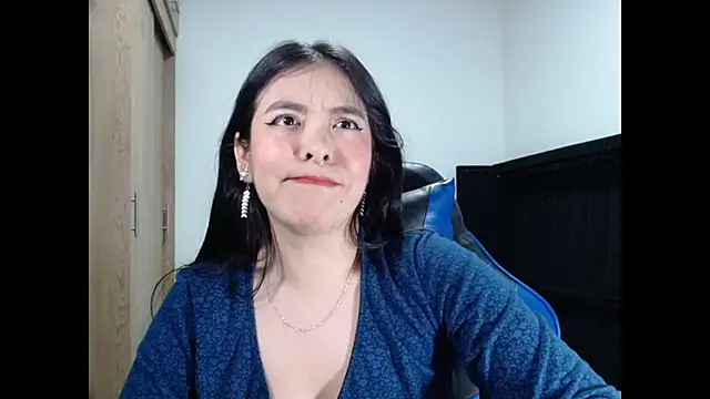 EloiseJun online show from 07-11-26, 04:57