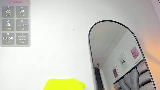 lianfox  online show from 02-19-26, 01:19