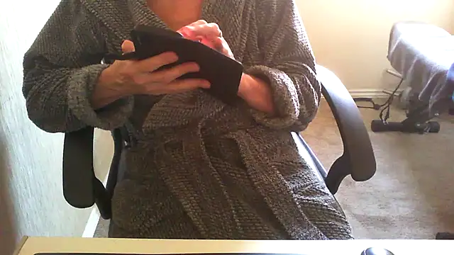 Snapshot of rogpb chatting on 02-22-26, 10:39 rogpb online show from 02-22-26, 10:39