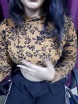 Snapshot of Monalisa670 chatting on 10-01-25, 04:22 Monalisa670 online show from 10-01-25, 04:22