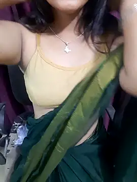 Snapshot of Monalisa670 chatting on 10-19-25, 06:54 Monalisa670 online show from 10-19-25, 06:54