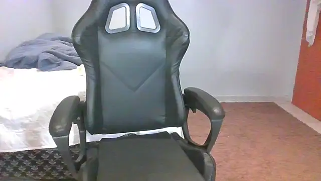 Mayalorenz online show from 11-25-25, 07:58