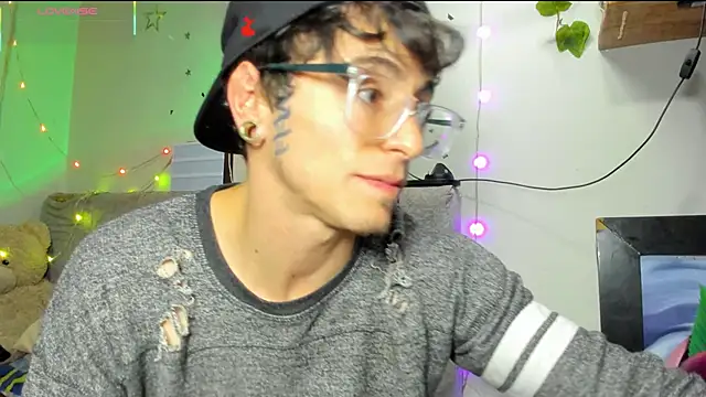 puepleholly online show from 02-03-26, 12:21