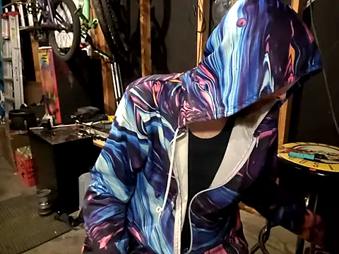 thejuicybacon online show from 09-29-25, 05:14