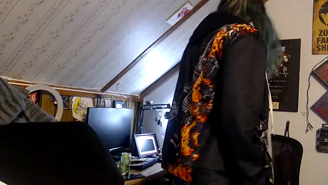 thejuicybacon online show from 10-29-25, 09:41