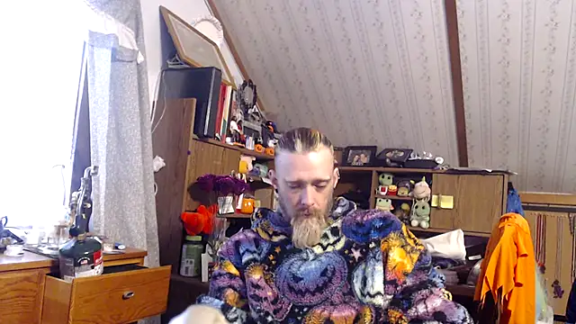 thejuicybacon online show from 11-27-25, 01:55